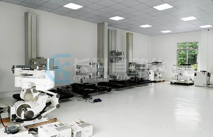 安川潔凈機(jī)器人 安川潔凈機(jī)器人