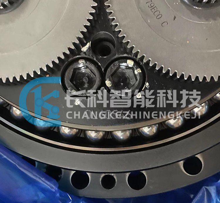 發(fā)那科R-2000iB/210F二軸三軸減速機 發(fā)那科R-2000iB/210F二軸三軸減速機