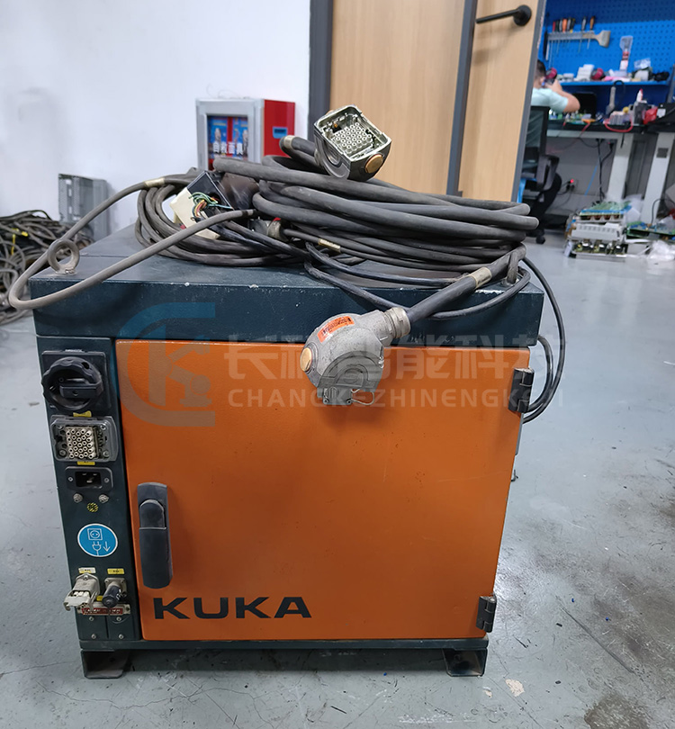 KUKA庫(kù)卡機(jī)器人KR C4 smallsize控制柜維修